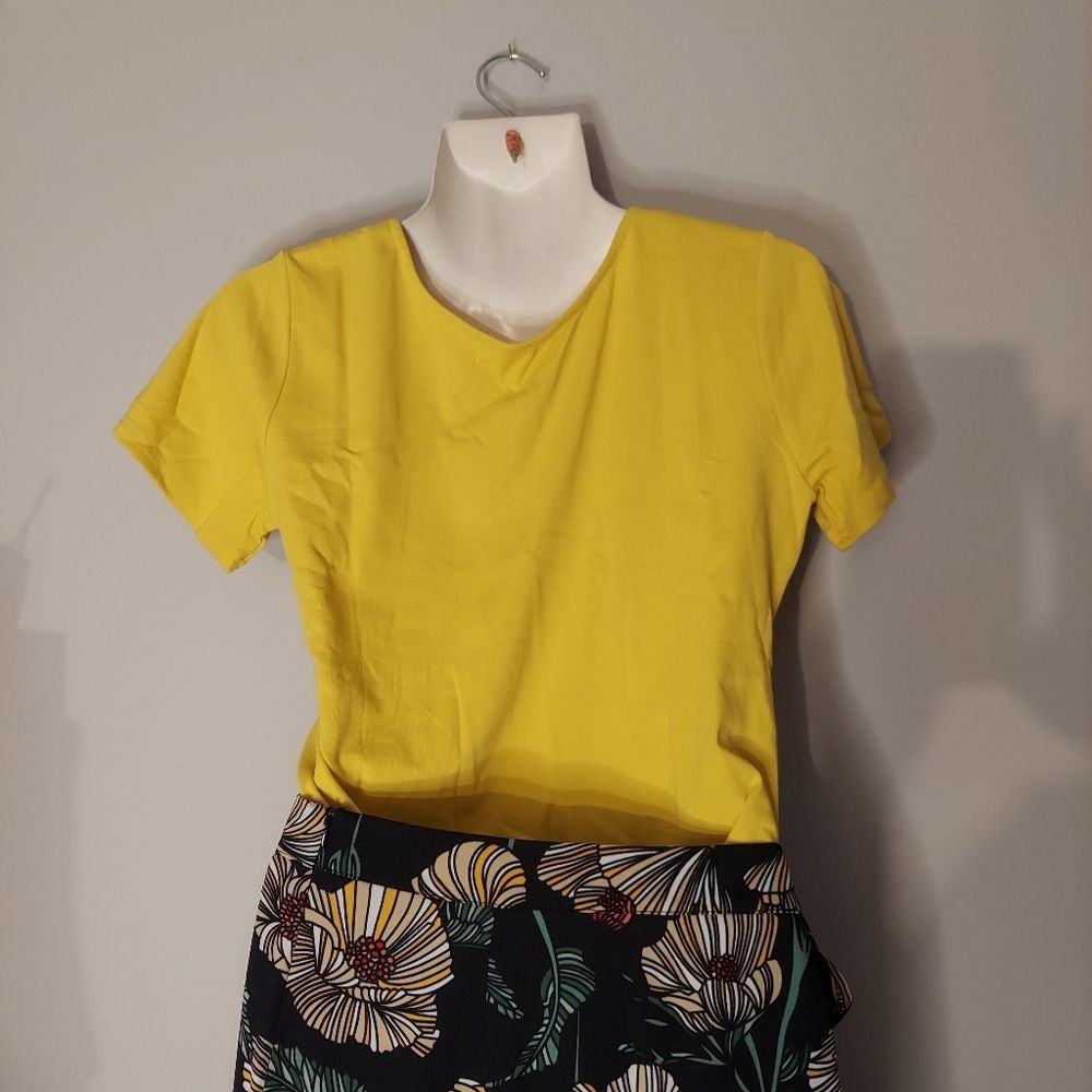 Floral Skirt Set- New - Picture 6 of 8